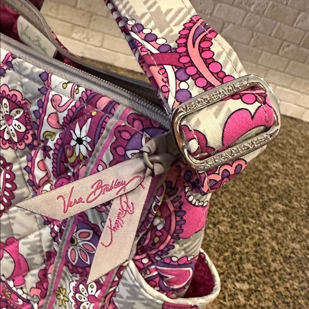 Vera Bradley Shoulder Bag - Retired Design - Picture 6 of 9